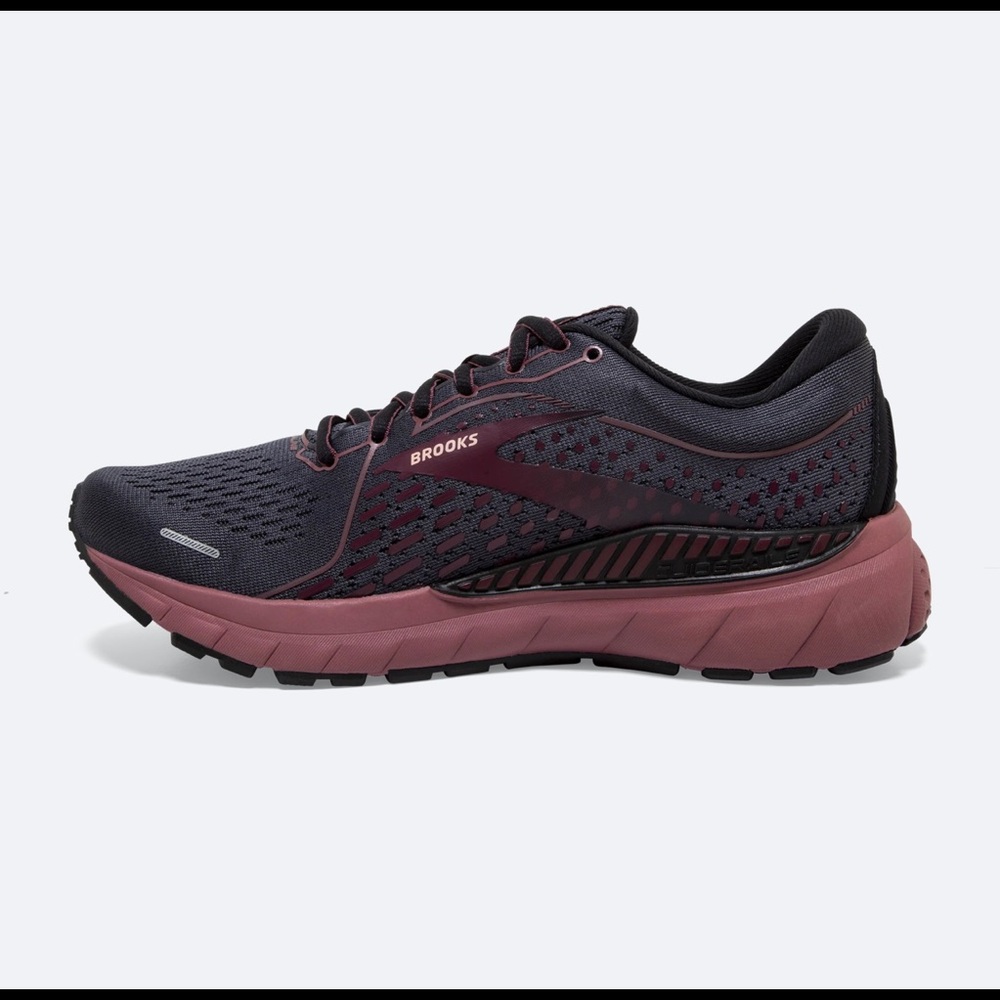 Brooks Adrenaline GTS 21 Women Size 9 M Running Shoes Black / Burgundy